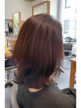 エムプラス 二子玉川(Mplus) 大人可愛い(30.40.50代)上品ラフパーマ　夏目サトル