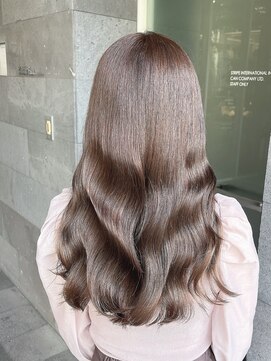 ヒアー 神戸三宮元町(here) ショコラベージュ/ボブルフ/カール/艶ボルドー