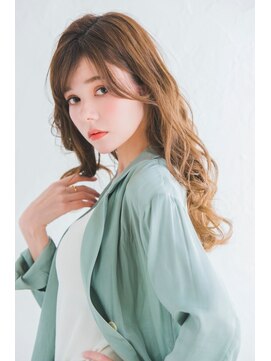 リトル 水戸(little) 外国人風ウェービーロングヘア