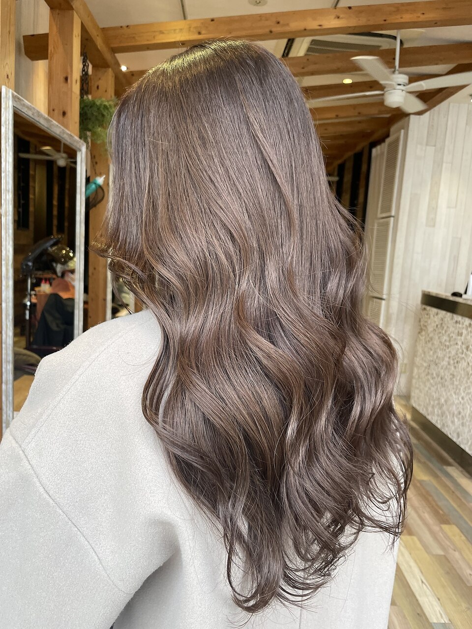 2026年春】ブラウン インナーカラーの髪型・ヘアアレンジ｜人気順