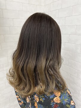 イイカンジヘア(iikanji hair) 【iikanji hair】ミディアム×コントラストグラデーション