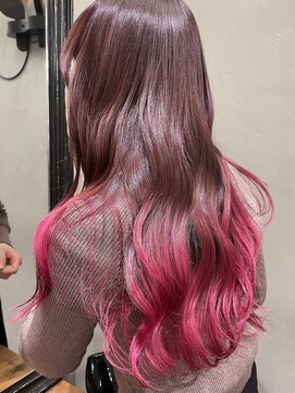 ロリム(RorriM) グラデーションカラー × ピンク × ブリーチカラー × 裾カラー