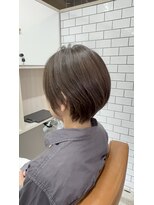 ハツ 橋本(HATSU)&nbsp;襟足スッキリボブ×グレージュカラー【みずき】