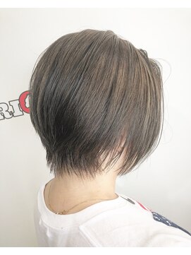 レブル(Re BuLL) 王道ショート