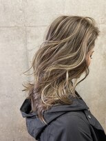 キー(kｅｙ)&nbsp;アッシュベージュ