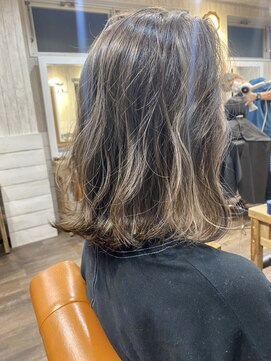 アクトゥス(AEQUITAS) ダブルカラーカーキベージュミディ