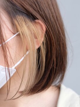 ノルン(norn.) イヤリングカラー/ホワイトミルクティー/ホワイトブリーチ