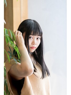 アンベリール(embellir) 黒髪ストレート