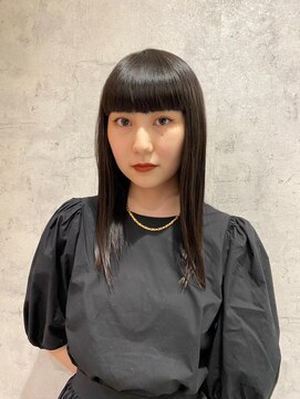 リュミエ ドゥ マッシュ(Lumier de mashu) モードなぱっつんバングスタイル