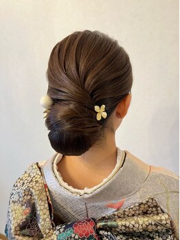 ココン(cocon)の写真/【7:00～21:30営業】お得な[早朝ヘアセット＆メイククーポン]あり◎特別な日はプロのヘアセットで華やかに!