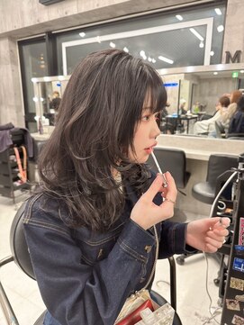 ワンズ リー 上大岡店(One's ly) レイヤーカット/ウェットヘア/オリーブベージュ[上大岡]