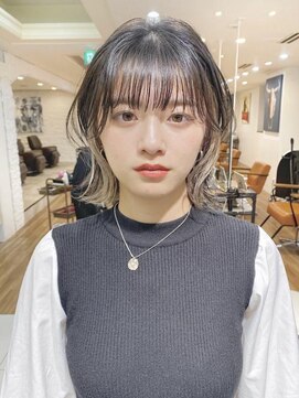 ルル 表参道(lulu.) インナーカラー 外ハネボブ 黒髪 切りっぱなしボブ【riku】