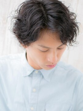かき上げアッシュブラックカルマパーマ韓国ヘアY南越谷