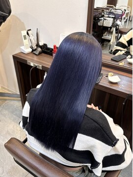 グランドール 下曽根店(Grandoll) 冬におすすめネイビーブルー