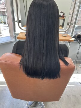 ピスタ(PiSTA) 黒髪カタログ/クラゲヘアー/オリーブグレー/千葉駅