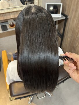 ヘアーアンドメイク シャローム(Hair & Make Shalom) 髪質改善/ヘッドスパ/縮毛矯正/トリートメント/レイヤー/透明感