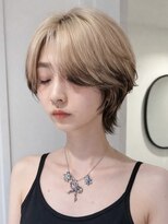 シオン(shion) 顔周りレイヤー前髪カットハイトーンウルフカット_ba583743