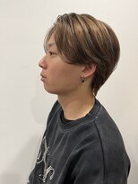 ファイブ ヘアー(FIV hair) ハイトーンベージュ×センターパート