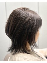 アンジュール ラナリア(1//jour LanaRia)&nbsp;くせ毛を活かすミディアムレイヤー