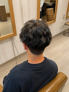 ブラウヘアアンドケア(care) メンズカット×波巻きパーマ