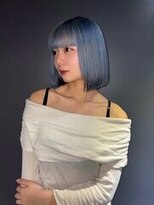 コエル(KOER)&nbsp;95. ダークブルー/ショート/ストレート/ハイトーンカラー