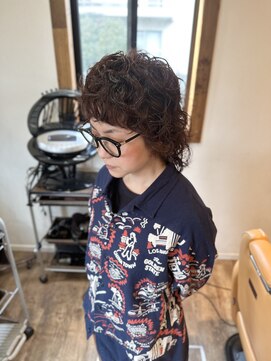 ヘアーホームイロ(Hair Home IRO) ウルフパーマアプリコットオレンジカラー