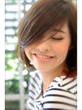 ミラバイグリーン(Mira by green) 外国人風　point color×natural modeBob