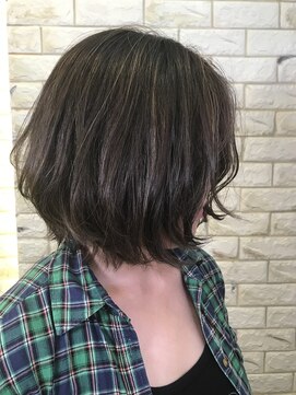 ハルプ バイ アーリィ 西宮北口店(HALB by ARLY) ボブ