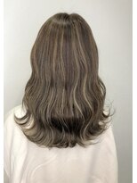 バベル(BABEL Hair Design)&nbsp;【BABEL】ハイライトカラー＿アッシュブラウンネイビーカラー