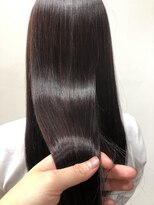 ネイヴィル(navile)&nbsp;ミネコラ×レッドブラウン