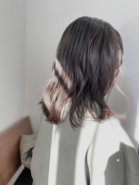 ノチ(Noci) 【志治幸佳】透明感あるアッシュでオフィスカラーにも