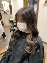 リルー(LiLou)&nbsp;エッジの効いた甘辛イヤリングカラー☆滋賀　彦根　美容室