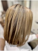 ミニボブ×ブロンドベージュ
