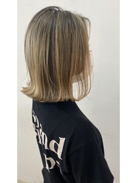 ゼル ビッグアイ(ZELE) おしゃれロブ