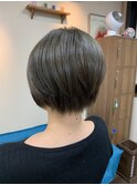 ショートヘア