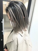 キング 枚方店(K!ng)&nbsp;【枚方、高槻、梅田】ホワイトハイライト