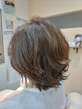 キラーナ(Kirana) 外ハネ大人ウルフ