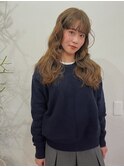 オリーブベージュ