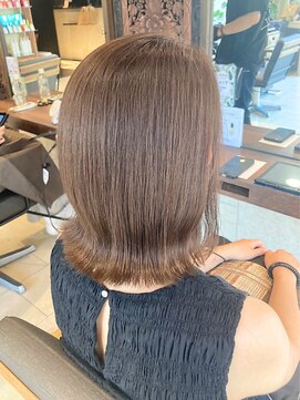 ヘアリゾート粋 ティガ 池袋店(tiga) 外ハネボブ/ミディアム/くびれ/艶髪/ミルクティーブラウン