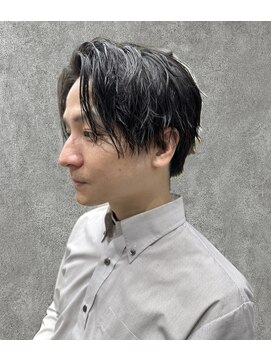 フイ 新宿3丁目(Hui) ハイトーンカラー/マッシュパーマ/アースカラー/men's/