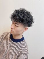 マキシム ナカイ(MAXIM NAKAI)&nbsp;メンズパーマカーリーパーマプードルパーマ刈り上げフェード