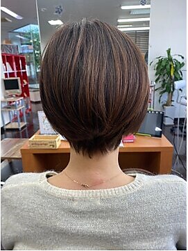 ファイン 滝川店(Fine) 30代40代　ふんわり大人ショート　小顔