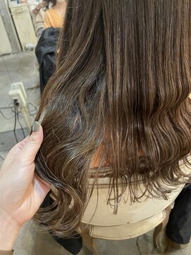 ロイジー(roijir) 【roijir 表参道】ハイライトカラー×オリーブベージュ