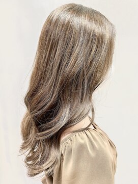 エイト 博多店(EIGHT hakata) 【福岡No. 1ハイライト】ハイライトブロンドベージュ