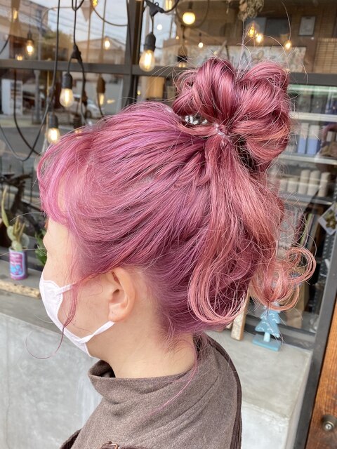 ケアブリーチ×パステルピンクカラー×簡単アレンジ