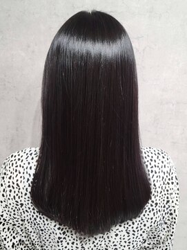 スリー(THREE) ☆髪質改善トリートメント☆【大阪 梅田 福島 中津】