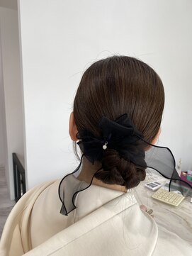 ビューティーサロン クロス(CROSS) タイトシニヨン/ヘアセット/お呼ばれヘア/ロング/金箔