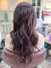 ジラ ヘアアンドメイク(girra HAIR&MAKE)