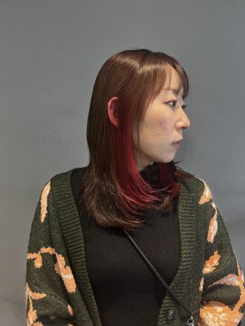 ナナ(Nana) ミディアムレイヤー