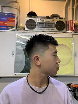 メリケンバーバーショップ フクオカ(MERICAN BARBERSHOP FUK) ハイライトマッシュパーマウルフアッシュブラック